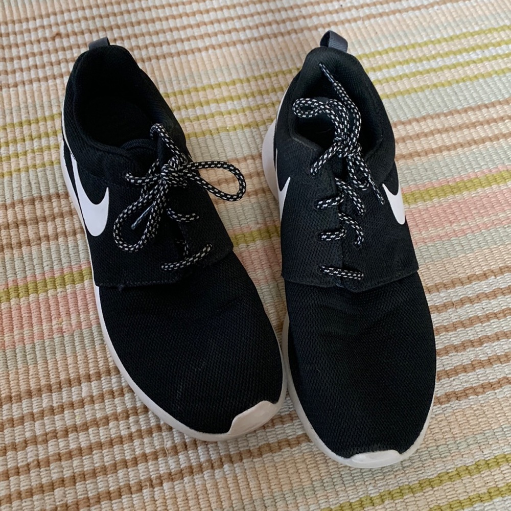 Nike Roshe 1